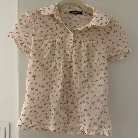 Brandy Melville Tops - Brandy Melville Floral Button Up Blouse Cream Pink